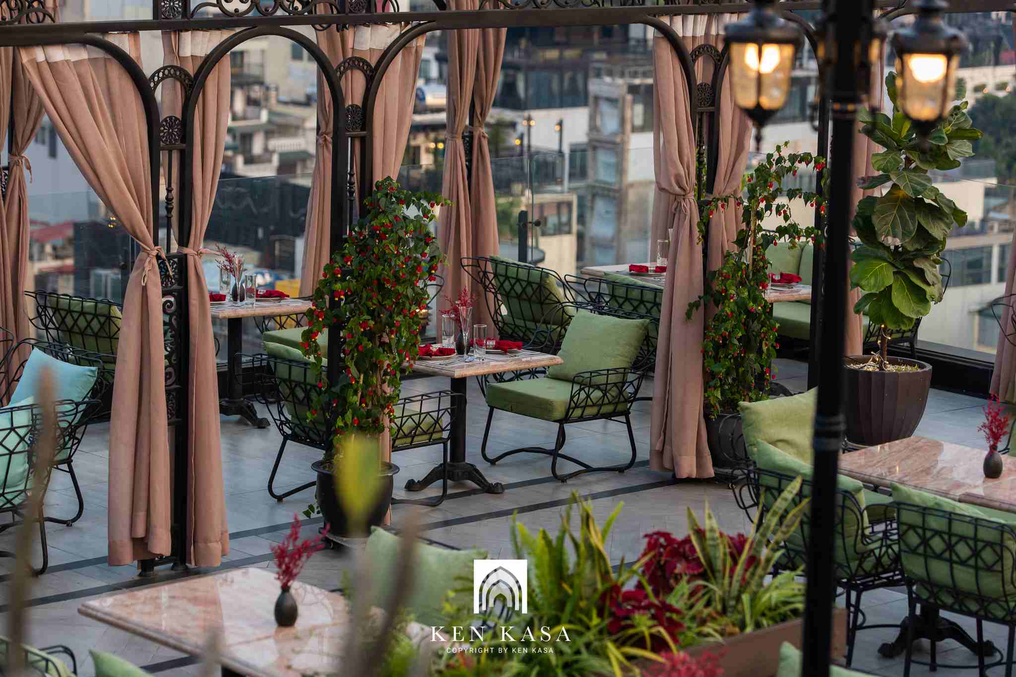 Kh&ocirc;ng gian Hanoi Tirant Hotel